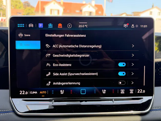 VW Tiguan 2.0 TDI DSG 4MOTION R-LINE *** PANORAMAGLASDACH & 360 GRAD KAMERA ***