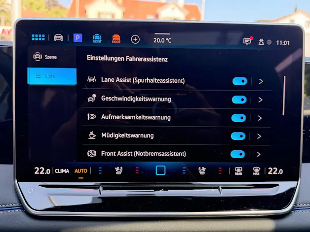 VW Tiguan 2.0 TDI DSG 4MOTION R-LINE *** PANORAMAGLASDACH & 360 GRAD KAMERA ***