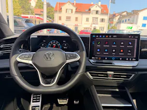 VW Tiguan 2.0 TDI DSG 4MOTION R-LINE *** PANORAMAGLASDACH & 360 GRAD KAMERA ***