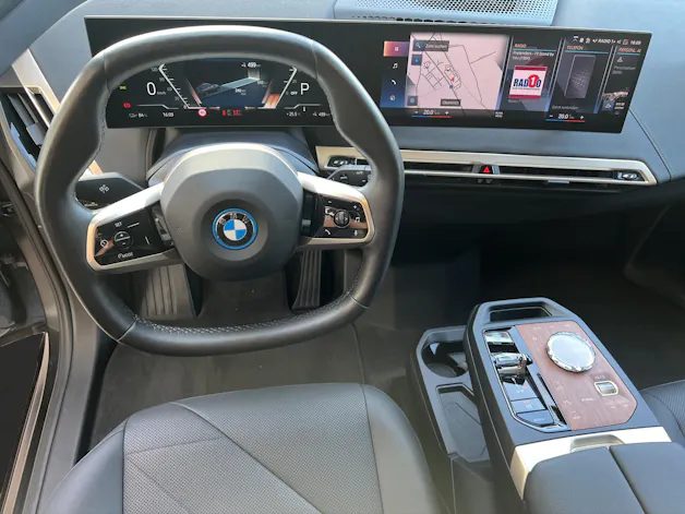 BMW iX xDrive50