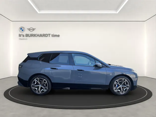 BMW iX xDrive50