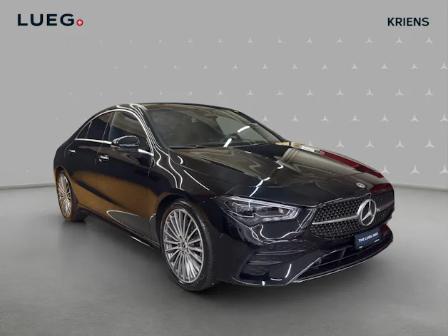 Mercedes-Benz CLA 200 - AMG / 360 Grad Kamera / Soundsystem / Multibeam LED