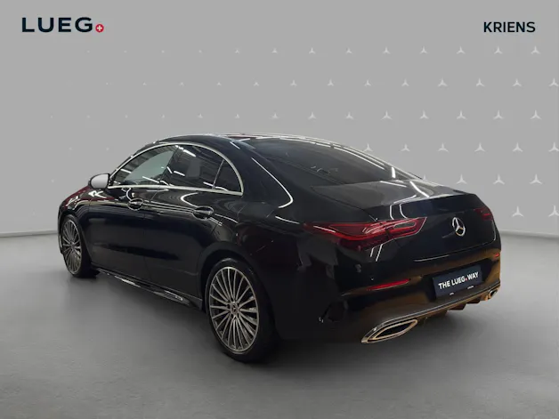 Mercedes-Benz CLA 200 - AMG / 360 Grad Kamera / Soundsystem / Multibeam LED