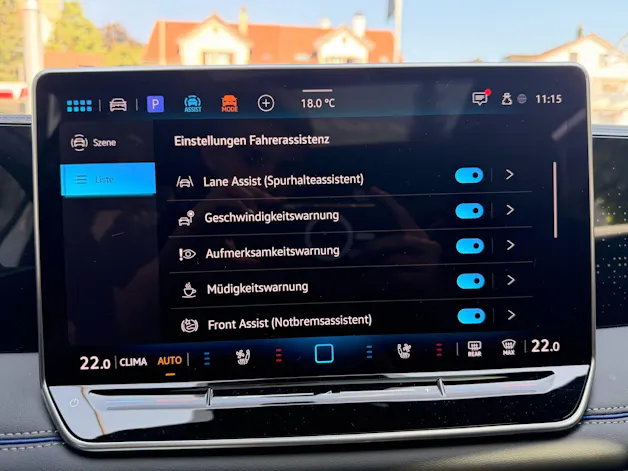VW Tiguan 2.0 TDI DSG 4MOTION R-LINE *** PANORAMAGLASDACH & 360 GRAD KAMERA ***