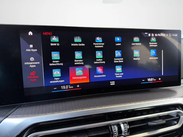 BMW BMW 330e x DriveTouring Steptronic - M Sport
