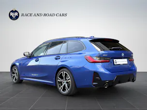 BMW BMW 330e x DriveTouring Steptronic - M Sport