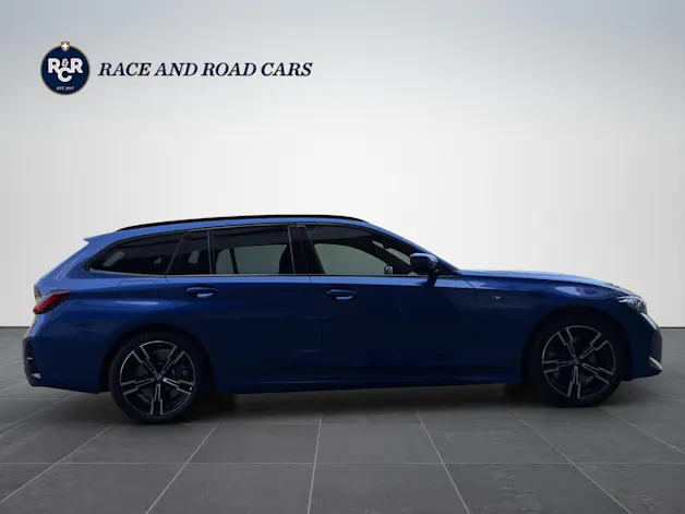 BMW BMW 330e x DriveTouring Steptronic - M Sport