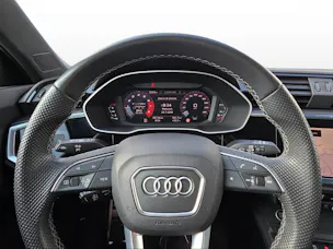 AUDI Q3 Sportback 40 TFSI S line quattro S-tronic