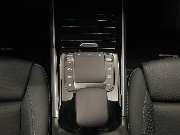 Mercedes-Benz EQA 250 AMG Line