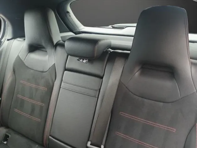 Mercedes-Benz A 250 AMG Line