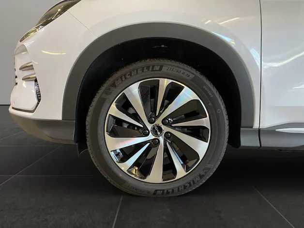 BYD Seal U DM-i Design AWD