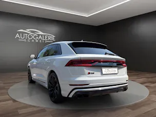 AUDI SQ8 TFSI quattro | CH Fzg. | NP: 199K | Carbon | Nachtsicht | Massage | B&O Advanced | AHK | Standheiz. | VOLL |