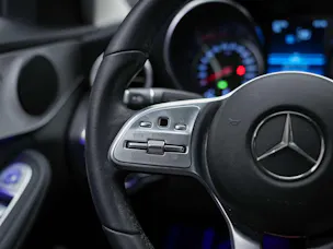 Mercedes-Benz C 300 Avantgarde 9G-Tronic *Sitzheizung*Rückfahrkamera*Multibeam LED Scheinwerfer*