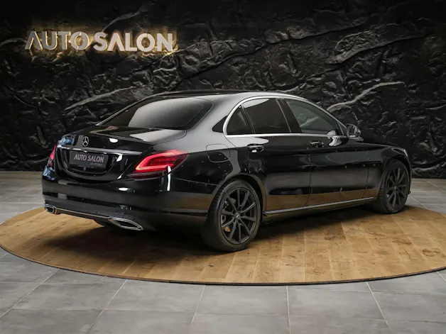 Mercedes-Benz C 300 Avantgarde 9G-Tronic *Sitzheizung*Rückfahrkamera*Multibeam LED Scheinwerfer*