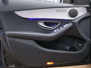 Mercedes-Benz C 300 Avantgarde 9G-Tronic *Sitzheizung*Rückfahrkamera*Multibeam LED Scheinwerfer*