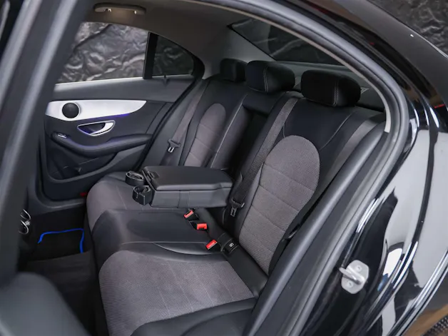 Mercedes-Benz C 300 Avantgarde 9G-Tronic *Sitzheizung*Rückfahrkamera*Multibeam LED Scheinwerfer*