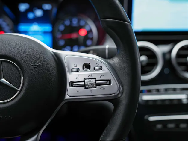 Mercedes-Benz C 300 Avantgarde 9G-Tronic *Sitzheizung*Rückfahrkamera*Multibeam LED Scheinwerfer*