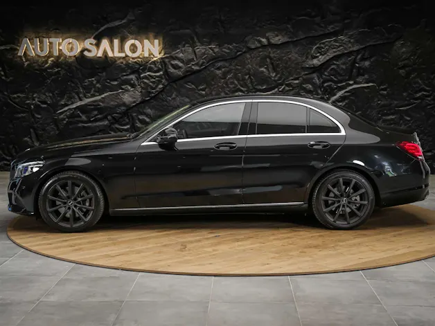 Mercedes-Benz C 300 Avantgarde 9G-Tronic *Sitzheizung*Rückfahrkamera*Multibeam LED Scheinwerfer*