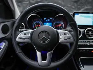 Mercedes-Benz C 300 Avantgarde 9G-Tronic *Sitzheizung*Rückfahrkamera*Multibeam LED Scheinwerfer*