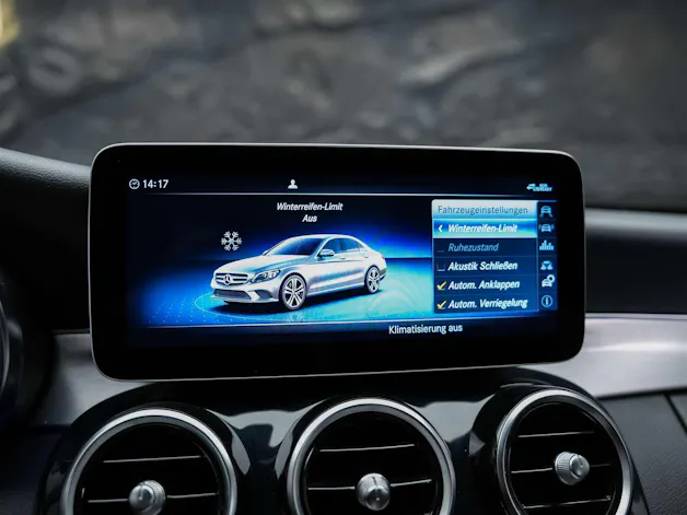 Mercedes-Benz C 300 Avantgarde 9G-Tronic *Sitzheizung*Rückfahrkamera*Multibeam LED Scheinwerfer*