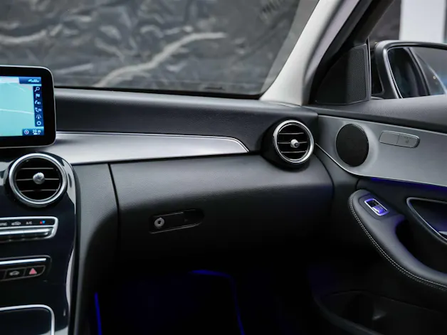 Mercedes-Benz C 300 Avantgarde 9G-Tronic *Sitzheizung*Rückfahrkamera*Multibeam LED Scheinwerfer*