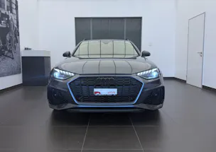 Audi RS4 Avant quattro tiptronic
