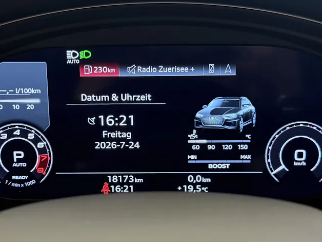 Audi RS4 Avant quattro tiptronic