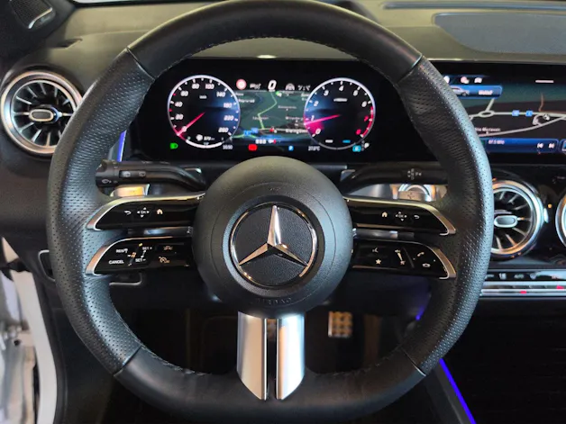Mercedes-Benz GLB 220 4Matic AMG Line 8G-Tronic