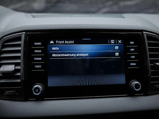 Škoda Karoq 1.5 TSI Selection DSG *Sitzheizung*Lenkradheizung*Rückfahrkamera*