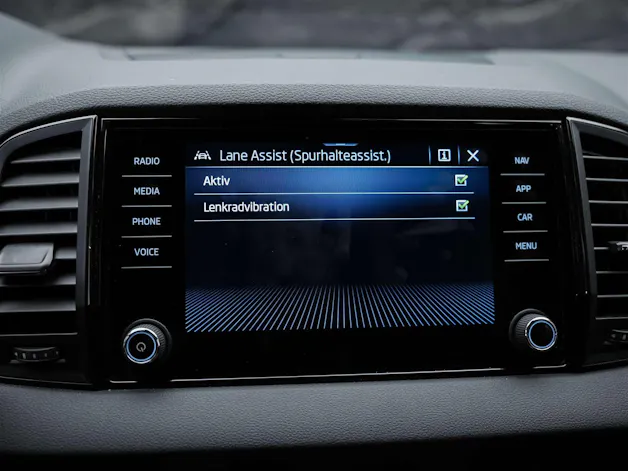 Škoda Karoq 1.5 TSI Selection DSG *Sitzheizung*Lenkradheizung*Rückfahrkamera*