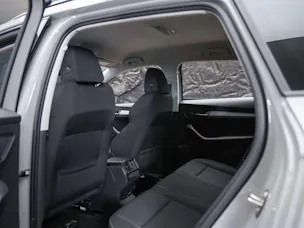 Škoda Karoq 1.5 TSI Selection DSG *Sitzheizung*Lenkradheizung*Rückfahrkamera*