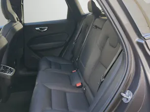 VOLVO XC60 2.0 B4 MH Ultimate Dark AWD