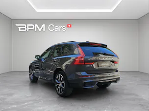VOLVO XC60 2.0 B4 MH Ultimate Dark AWD