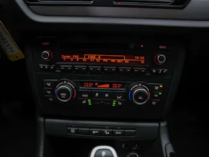 BMW X1 xDrive 20i Steptronic *CH Auto*LED*Sitzheizung*Tempomat*