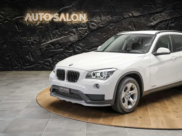 BMW X1 xDrive 20i Steptronic *CH Auto*LED*Sitzheizung*Tempomat*