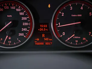 BMW X1 xDrive 20i Steptronic *CH Auto*LED*Sitzheizung*Tempomat*