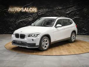 BMW X1 xDrive 20i Steptronic *CH Auto*LED*Sitzheizung*Tempomat*
