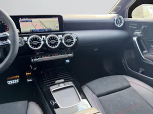 Mercedes-Benz A 220 4Matic 8G-DCT