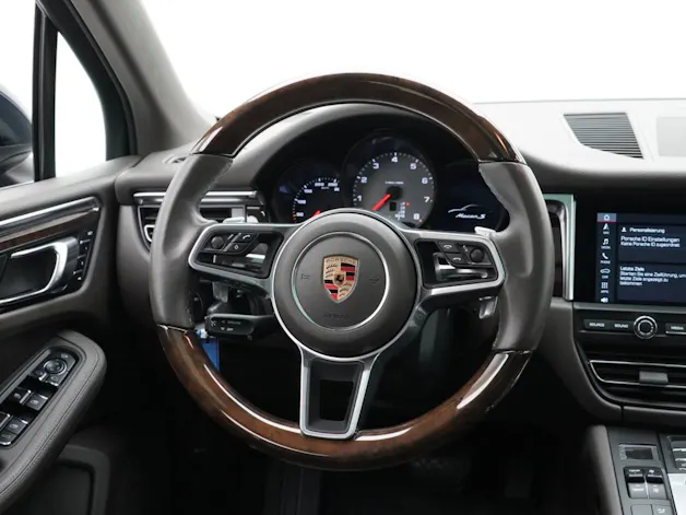 Porsche Macan S