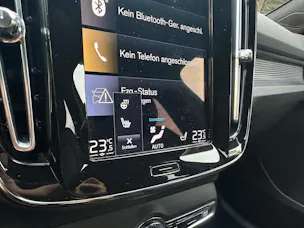 Volvo XC40 B4 Benzin Mild Hybrid AWD R-Design Geartronic