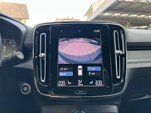 Volvo XC40 B4 Benzin Mild Hybrid AWD R-Design Geartronic