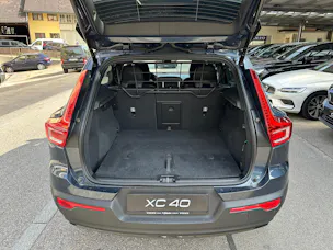 Volvo XC40 B4 Benzin Mild Hybrid AWD R-Design Geartronic