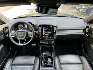 Volvo XC40 B4 Benzin Mild Hybrid AWD R-Design Geartronic