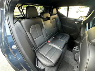 Volvo XC40 B4 Benzin Mild Hybrid AWD R-Design Geartronic