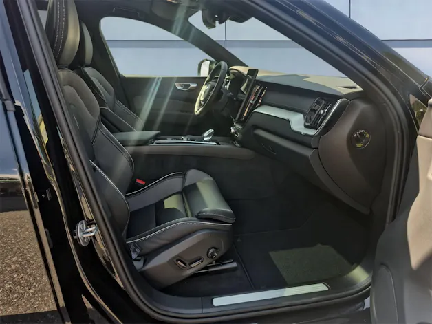 Volvo XC60 2.0 T6 TE Black Edition eAWD
