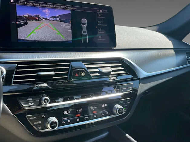 BMW 5er Reihe G30 M550i xDrive SAG