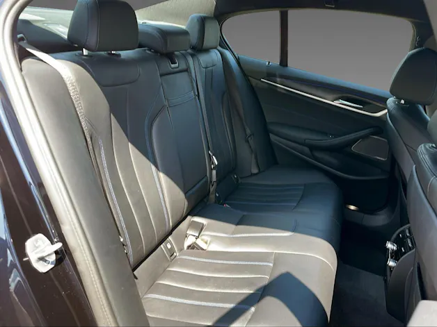 BMW 5er Reihe G30 M550i xDrive SAG