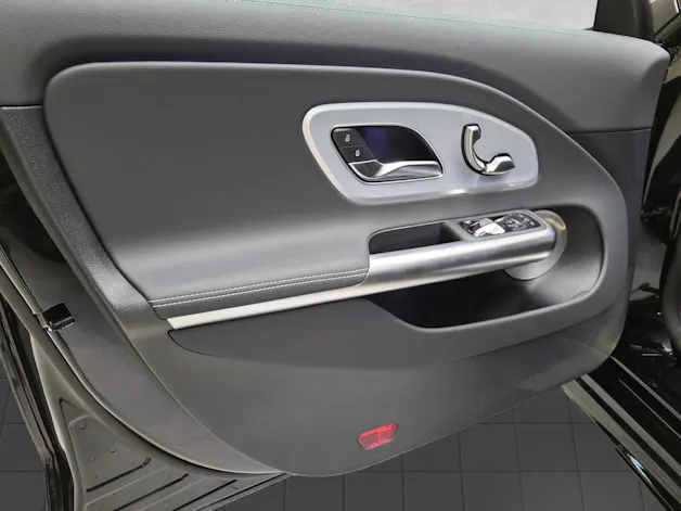 Mercedes-Benz CLA Shooting Brake 220 4Matic 8G-DCT