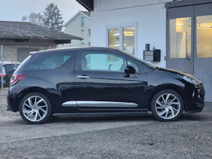 DS Automobiles AUTOMOBILES DS3 1.2 VTi SO Irresistent