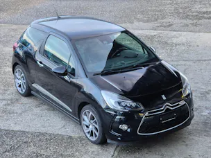 DS Automobiles AUTOMOBILES DS3 1.2 VTi SO Irresistent